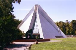 Bicentennial Conservatory