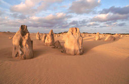 Pinnacles Desert